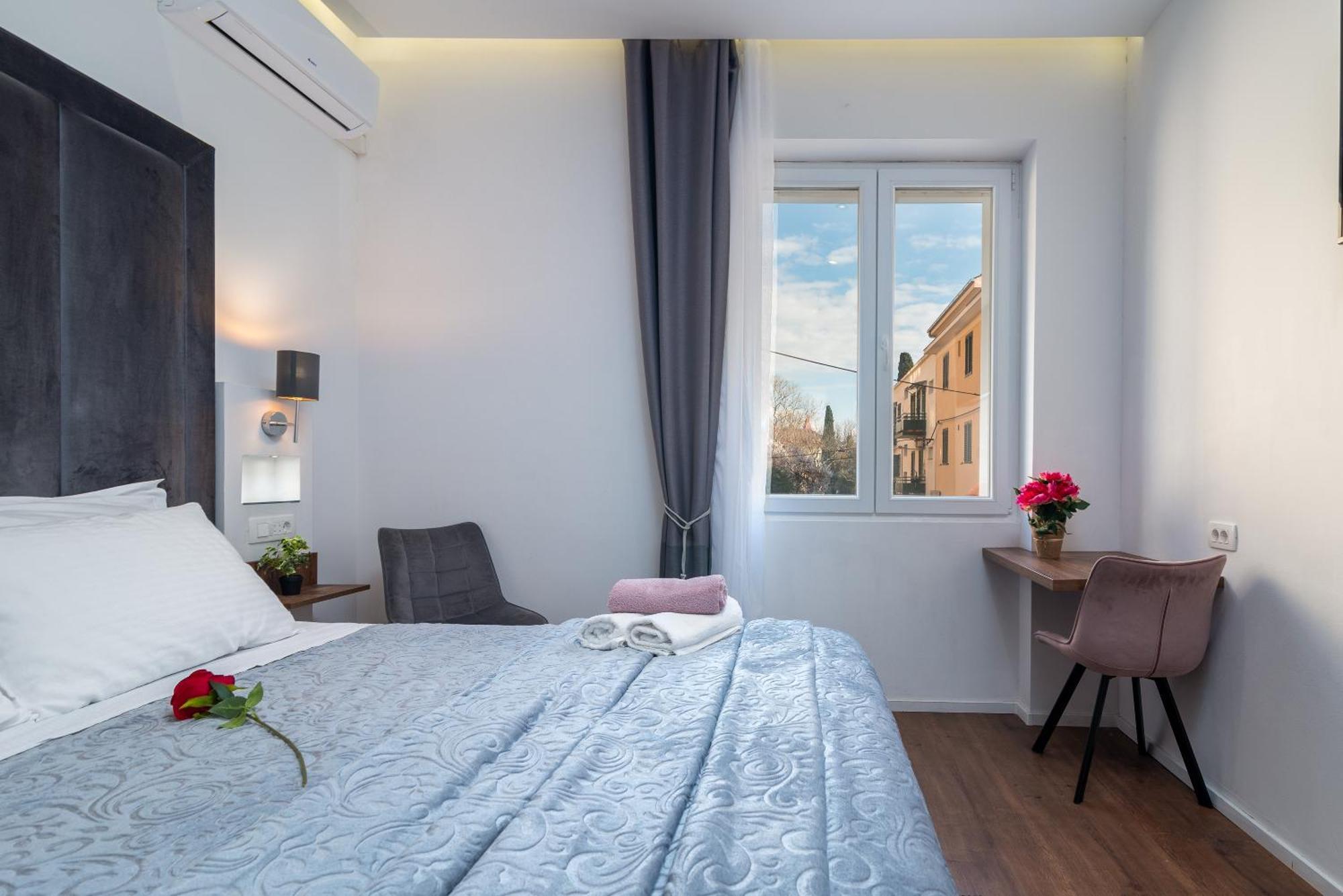 Antares Luxury Rooms 1 Сплит Экстерьер фото